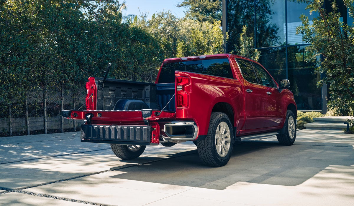 Hazen Motor Co in Hazen ND